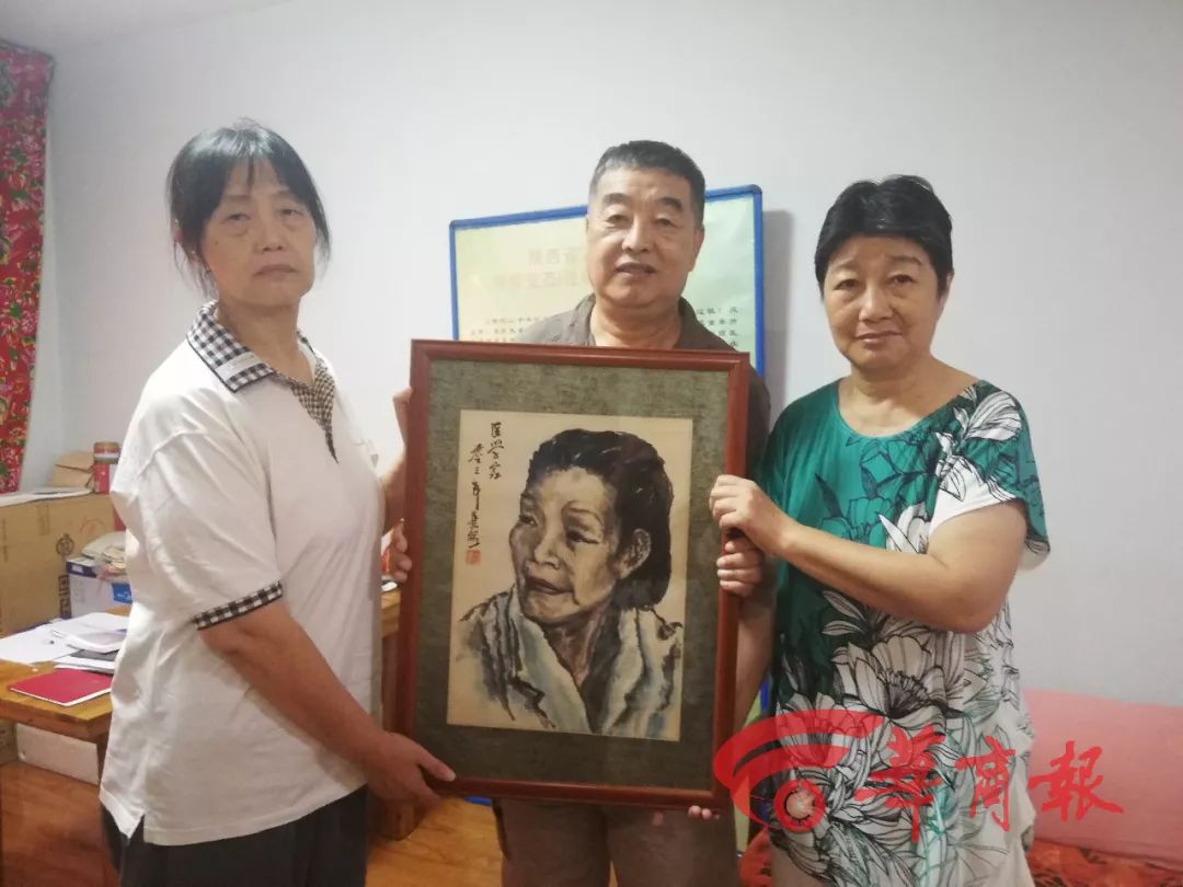 行医71年的95岁医生奶奶走了，人的一生该这样度过