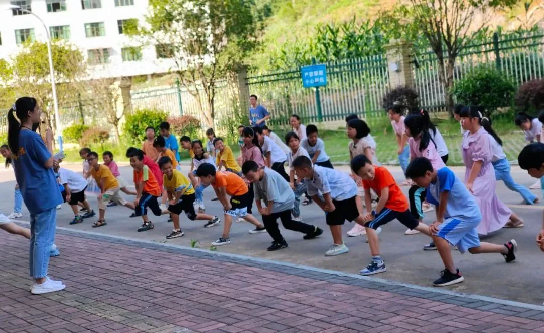 四安家园 | 看！梵瑞社区春晖行动暨“大手牵小手·共筑家园梦”暑期实践活动丰富多彩！