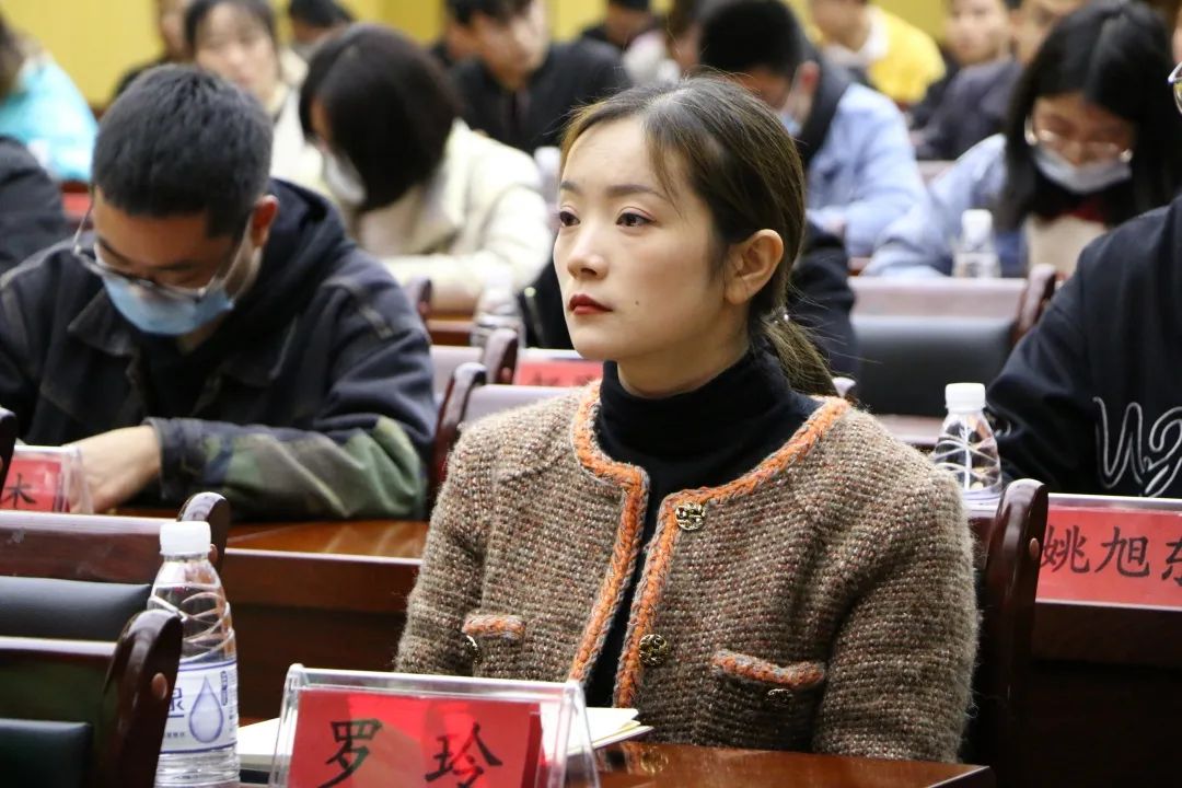 聆听老兵讲党史 励志青年正能量