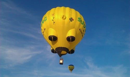 hot-air-balloon-balloon-colorful-start-60645.jpeg