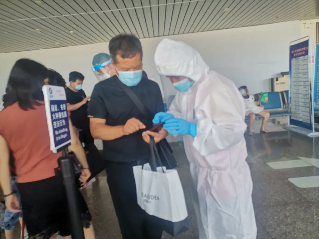 志愿者招募｜助力疫情防控！铜仁凤凰机场紧急招募疫情防控志愿者！