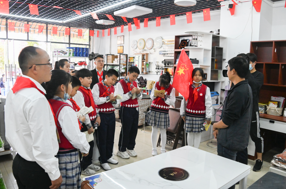 亮技能、展风采……铜仁市少先队辅导员风采大赛成功举办